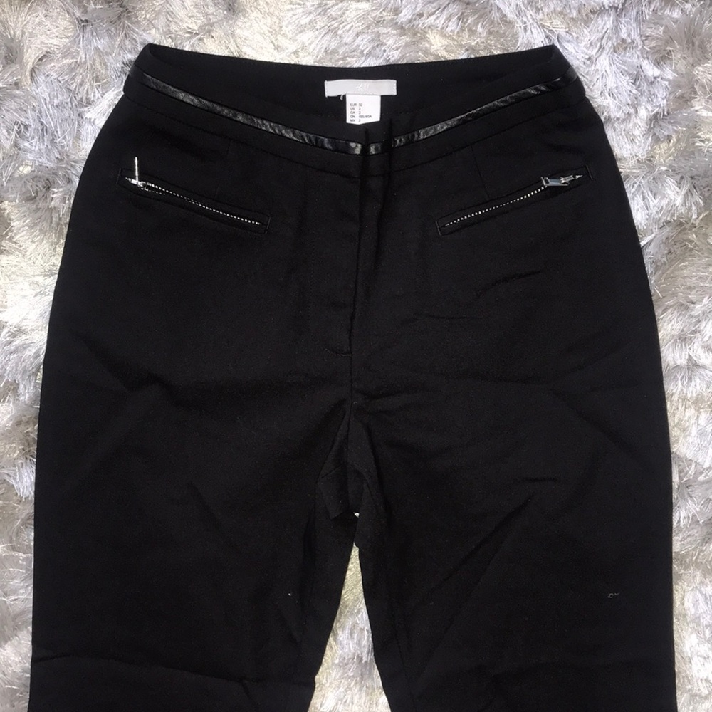 Skinny cropped black dress pants